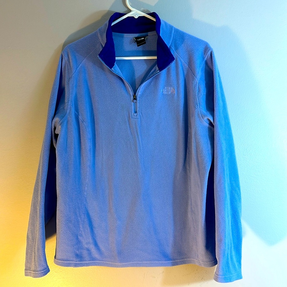 💚10 The North Face Light Blue Fleece pullover size L